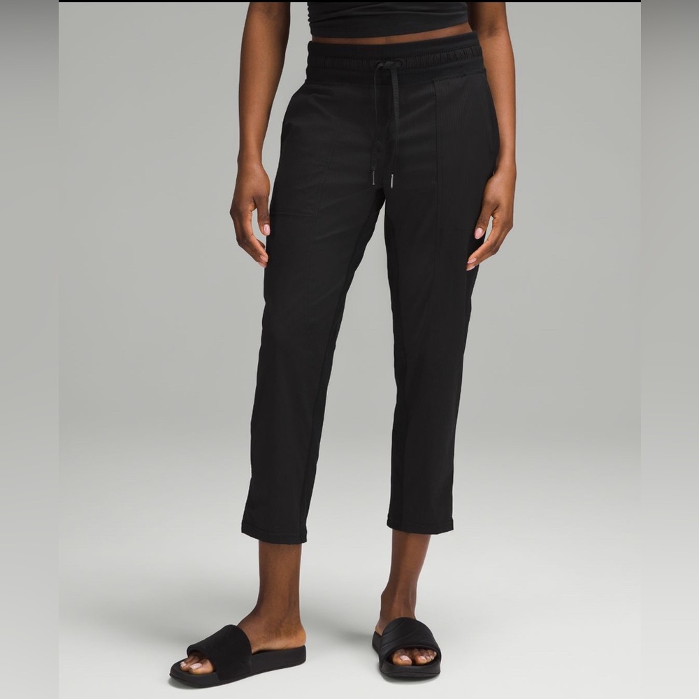 lululemon Studio Dance Pant (size 4)